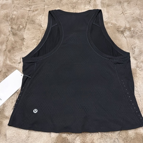 Fast and Free Race Length Tank - Picture 8 of 9